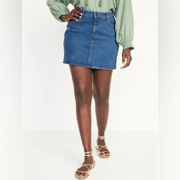 Old Navy Dresses & Skirts - OLD NAVY‎ Distressed Mini Denim Skirt